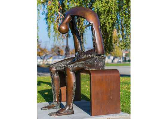 Giá tốt. Kích thước cuộc sống Đúc Người đàn ông bằng đồng ngồi trên ghế dài trực tuyến