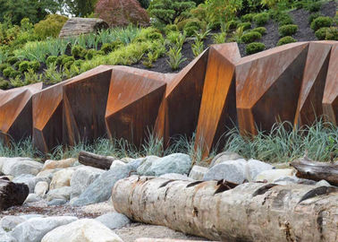Giá tốt. Kích thước tùy chỉnh Corten Steel Garden điêu khắc, Metal Garden Art ngoài trời trang trí trực tuyến