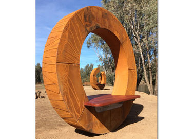 Giá tốt. Rèn thiết kế băng ghế dự bị Corten Garden Điêu khắc để trang trí, có sẵn ODM trực tuyến