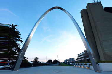 Giá tốt. Arch Design Polished Kết thúc Điêu khắc kim loại thép không gỉ cho màu sắc khác nhau trực tuyến