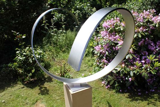 Kích thước tùy chỉnh Thiết kế nghệ thuật chải điêu khắc sân vườn bằng thép không gỉ