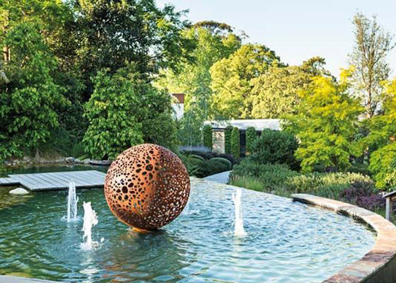 Giá tốt. Tác phẩm điêu khắc bóng rỗng bằng thép Rusty Corten cho sân vườn trực tuyến