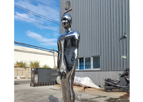 Gương được đánh bóng SS Kích thước cuộc sống Tác phẩm điêu khắc hình người trừu tượng